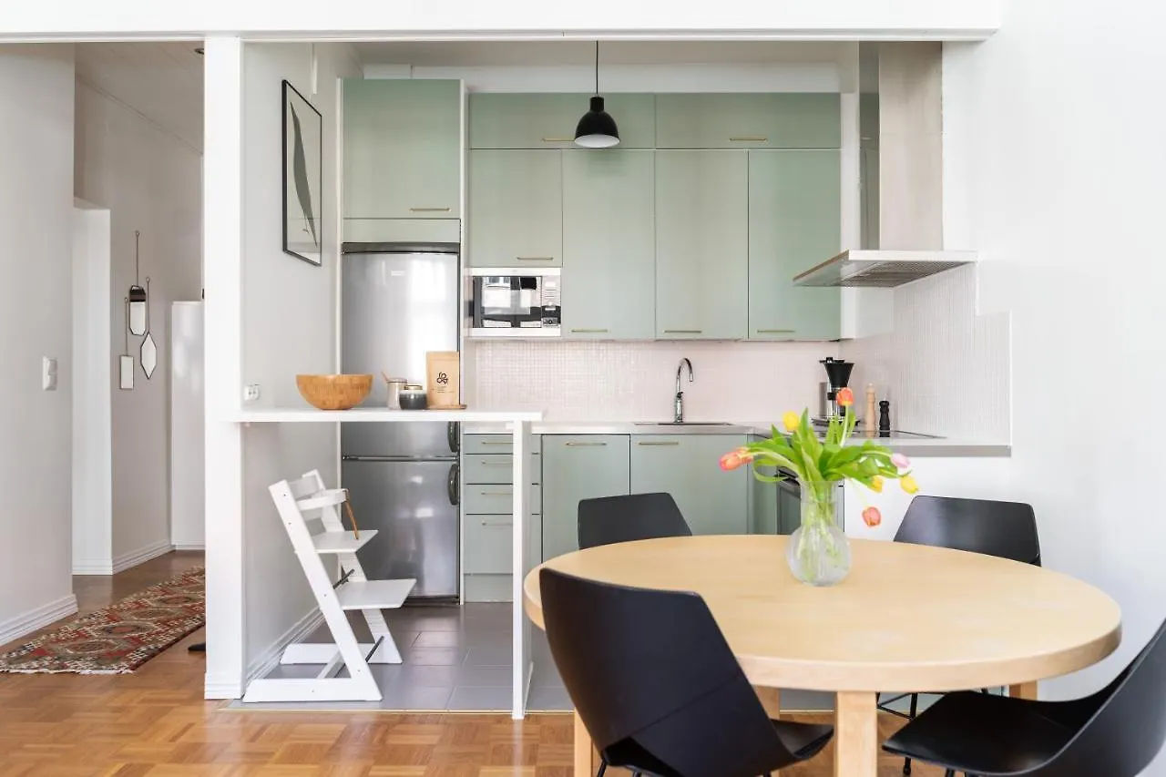 Tilava Ja Valoisa Asunto Kallion Ytimessa Apartment Helsinki
